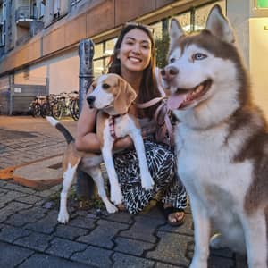 Sitter Profile Image: Carla G.