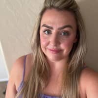 Sitter Profile Image: Nicole R.