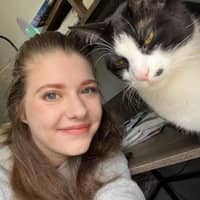 Sitter Profile Image: Ava C.