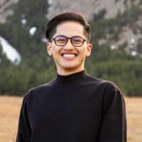 Sitter Profile Image: Derek N.