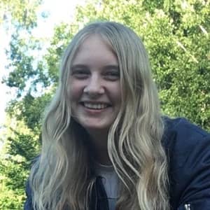 Sitter Profile Image: Natalia L.