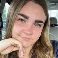 Sitter Profile Image: Mackenzie M.