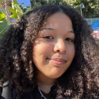 Sitter Profile Image: Alicia W.