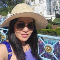 Sitter Profile Image: Vean N.