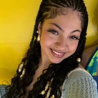 Sitter Profile Image: Sophia R.