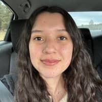 Sitter Profile Image: Pamela V.