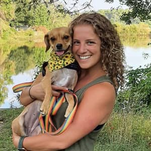 Sitter Profile Image: Stephanie F.