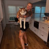 Sitter Profile Image: Laura H.