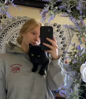 Sitter Profile Image: Hannah D.