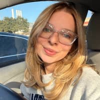 Sitter Profile Image: Emma M.