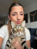 Passarens profilbild: Negin V.