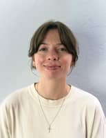 Sitter Profile Image: Isabella B.