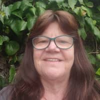 Sitter Profile Image: Donna K.