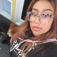 Sitter Profile Image: Isabel M.