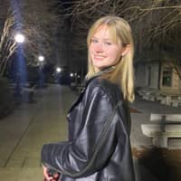 Sitter Profile Image: Lillian O.