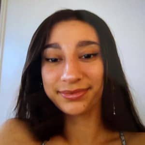 Sitter Profile Image: Serena D.