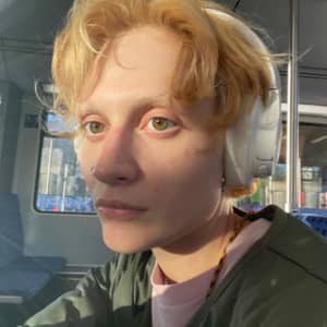 Sitter Profile Image: daria k.