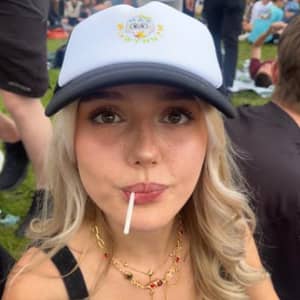 Sitter Profile Image: Melanie R.