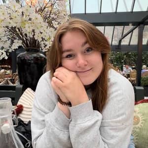 Sitter Profile Image: Cydney S.