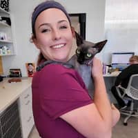 Sitter Profile Image: Heather S.