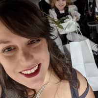 Sitter Profile Image: Lucinda O.