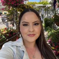 Sitter Profile Image: Angie M.