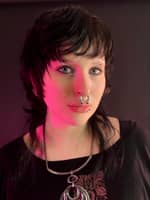 Sitter Profile Image: Evelyn D.