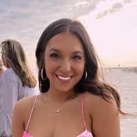 Sitter Profile Image: Sarah C.