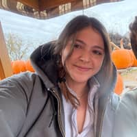 Sitter Profile Image: Maya F.