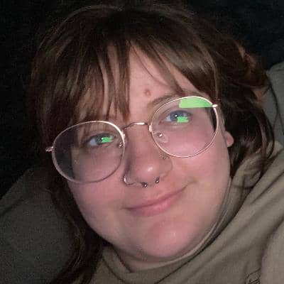 Sitter Profile Image: Illyanna E.