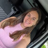 Sitter Profile Image: Hayley W.