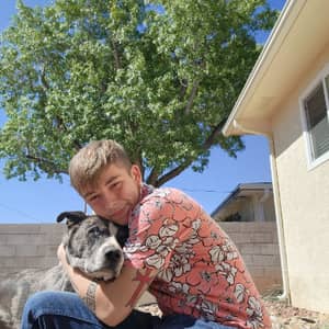 Sitter Profile Image: Alex L.