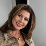 Sitter Profile Image: Randi R.