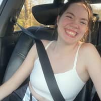 Sitter Profile Image: Brooklyn P.