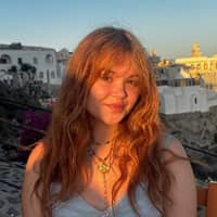 Sitter Profile Image: Annabella D.