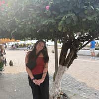 Sitter Profile Image: Cloey B.