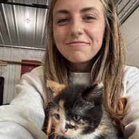 Sitter Profile Image: Laurel L.