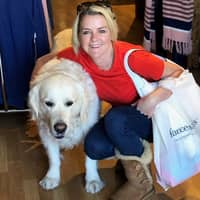 Sitter Profile Image: Candice V.