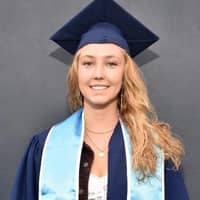 Sitter Profile Image: Amanda F.