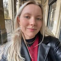 Sitter Profile Image: Renee O.