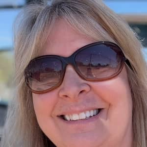 Sitter Profile Image: Vinnie L.