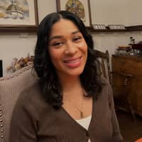 Sitter Profile Image: Kelly P.