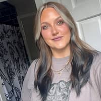 Sitter Profile Image: Caleigh R.