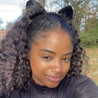 Sitter Profile Image: Onnicka J.