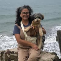 Sitter Profile Image: Araceli E.