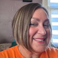 Sitter Profile Image: Leigh O.