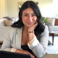 Sitter Profile Image: Corina C.