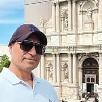 Sitter Profile Image: adolfo d.