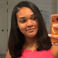 Sitter Profile Image: jordyn w.