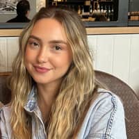 Sitter Profile Image: Alexandra T.